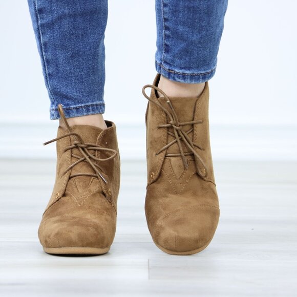 Tan Faux Suede Round Toe Wedge Heel Lace Up Ankle Boots - Picture 9 of 12